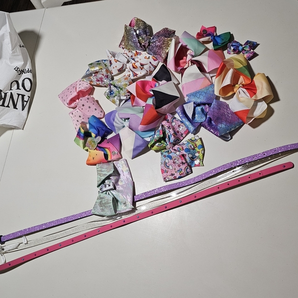 Jojo Bow lot And 3 Belts Xl - Picture 6 of 8